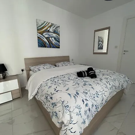 Valletta Ferry Luxurious 公寓 斯利马